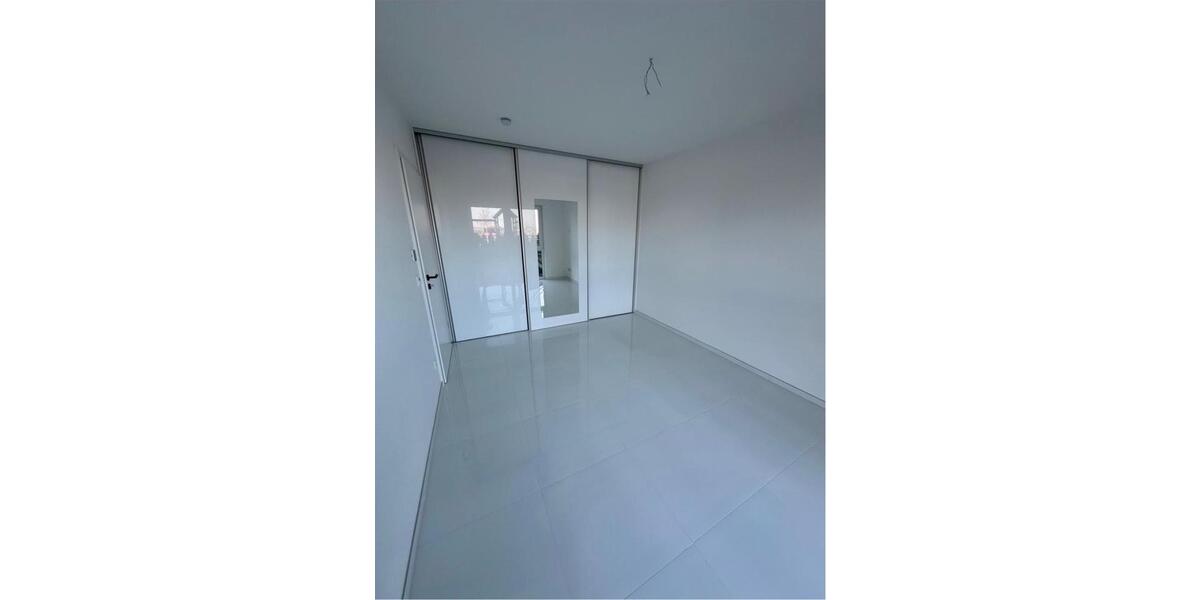 Erdgeschoßwohnung Bönnigheim - 3 Zimmer, 90 m&sup2;, 1.500&euro; | Angebot:25851441