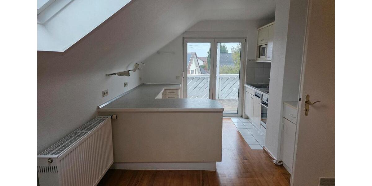 Dachgeschoßwohnung Baden-Baden Baden - 3 Zimmer, 80 m&sup2;, 1.000&euro; | Angebot:24757317