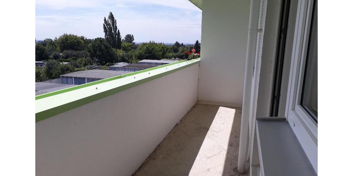 Etagenwohnung Bernburg (Saale) - 3 Zimmer, 71 m&sup2;, 389&euro; | Angebot:26146142