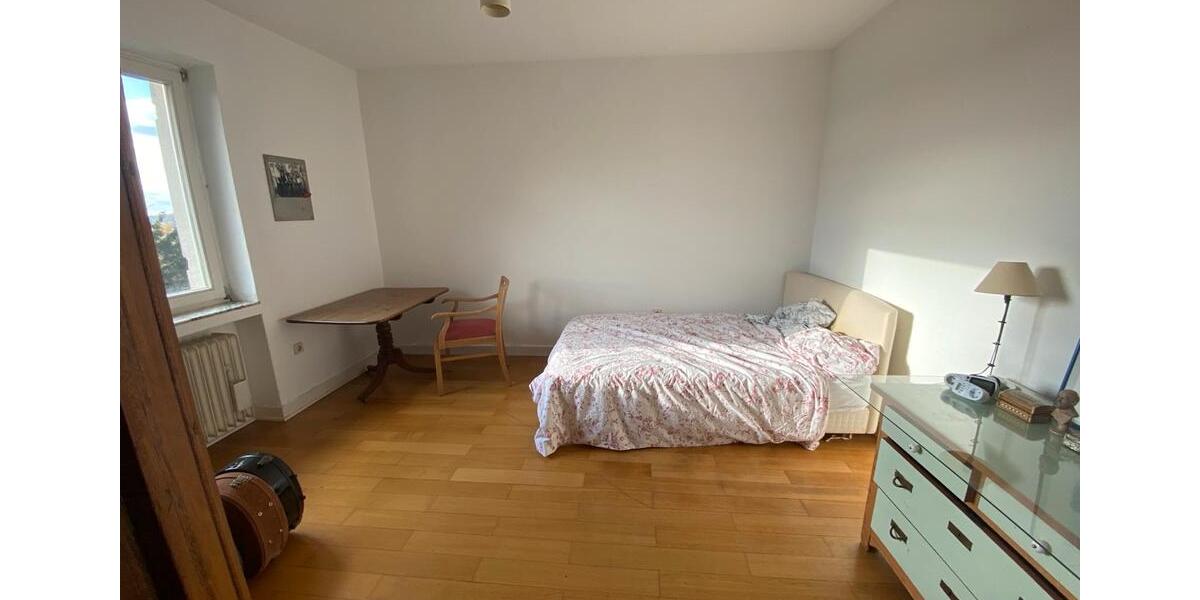 Einzigartiges Haus mit unvergleichbarem Blick zur Zwischenmiete 5 zimmer