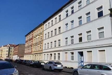 Wohnung Brandenburg an der Havel Altstadt - 2 Zimmer, 45 m&sup2;, 330&euro; | Angebot:24992415
