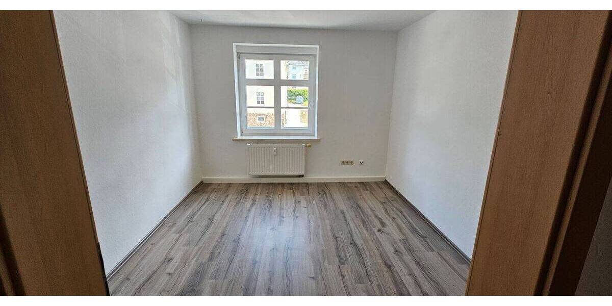 Etagenwohnung Hartmannsdorf - 2 Zimmer, 44 m&sup2;, 280&euro; | Angebot:26486526