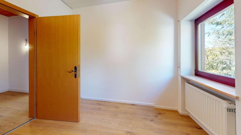 Dachgeschoßwohnung Schongau - 4 Zimmer, 108 m&sup2;, 1.200&euro; | Angebot:26454282