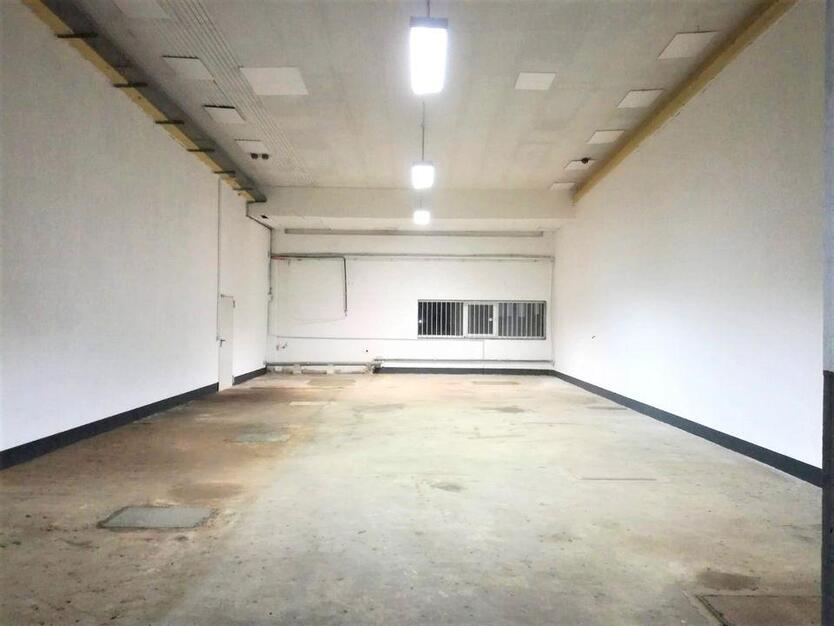 Lagerhalle Servicefläche Produktionsfläche zimmer