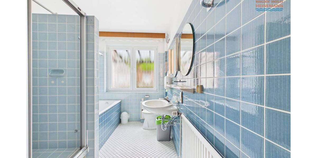 Etagenwohnung Cuxhaven - 3 Zimmer, 127 m&sup2;, 1.050&euro; | Angebot:26486373