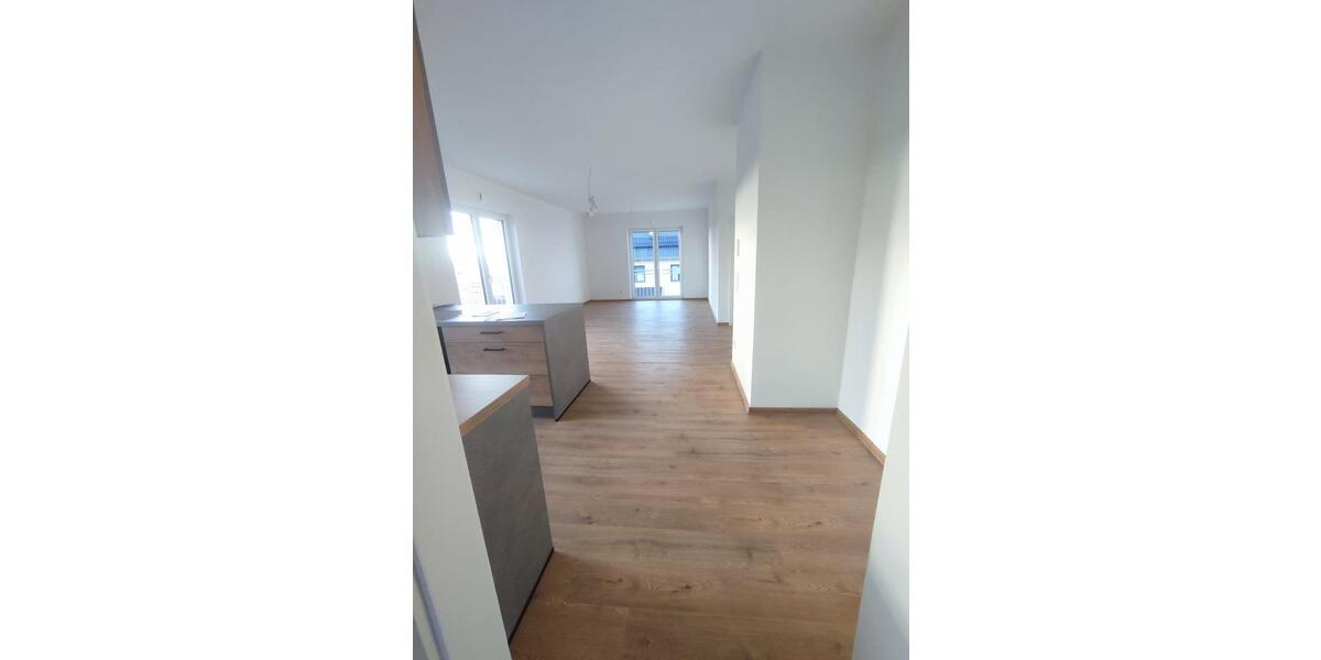 Moderne, helle ruhige 4 Zimmer Wohnung im Neubaugebiet Königsberg 4 zimmer
