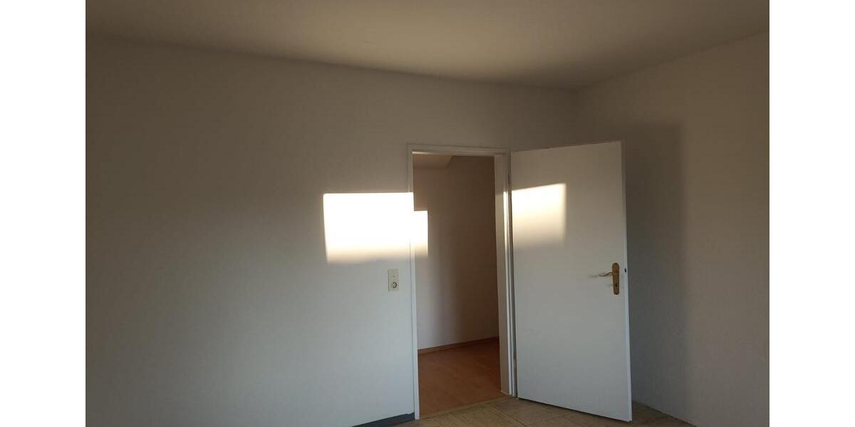 Etagenwohnung Dortmund Hombruch - 2 Zimmer, 73 m&sup2;, 600&euro; | Angebot:24690305