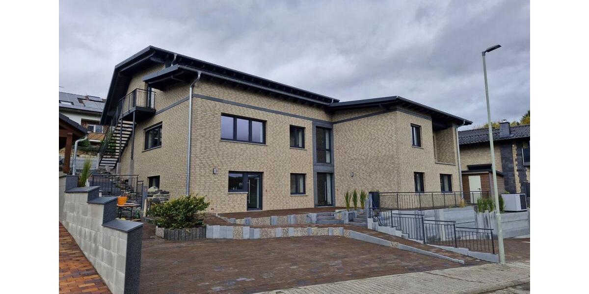 Dachgeschoßwohnung Alsfeld - 3.5 Zimmer, 105 m&sup2;, 1.207&euro; | Angebot:23273135