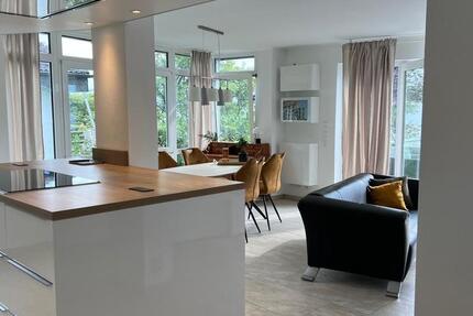 Luxuriöse & voll ausgestattete Wohnung am Nützenberg-Park