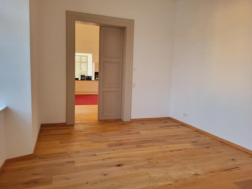 Mendelsohn Saal im Erstbezug über 100 qm und 8 m hohe Decken ZUGREIFEN!