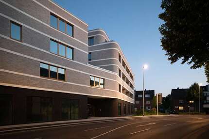 Wohnung Grevenbroich Stadtmitte - 4 Zimmer, 132 m&sup2;, 1.654&euro; | Angebot:23440591