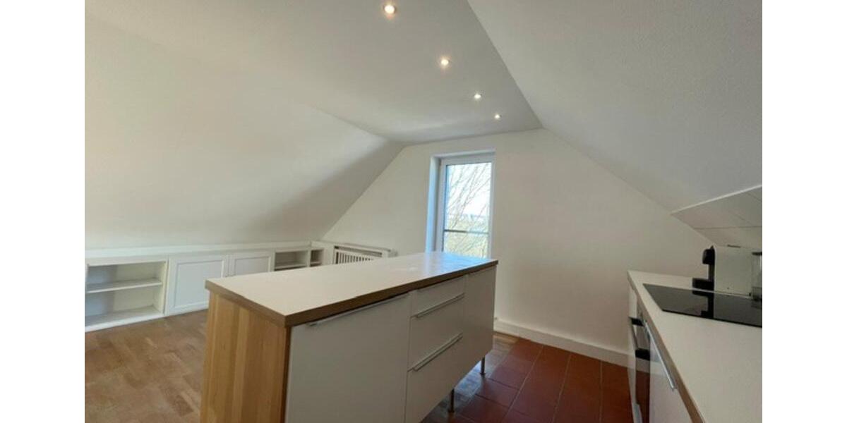 Dachgeschoßwohnung Iserlohn - 2 Zimmer, 53 m&sup2;, 470&euro; | Angebot:25148807