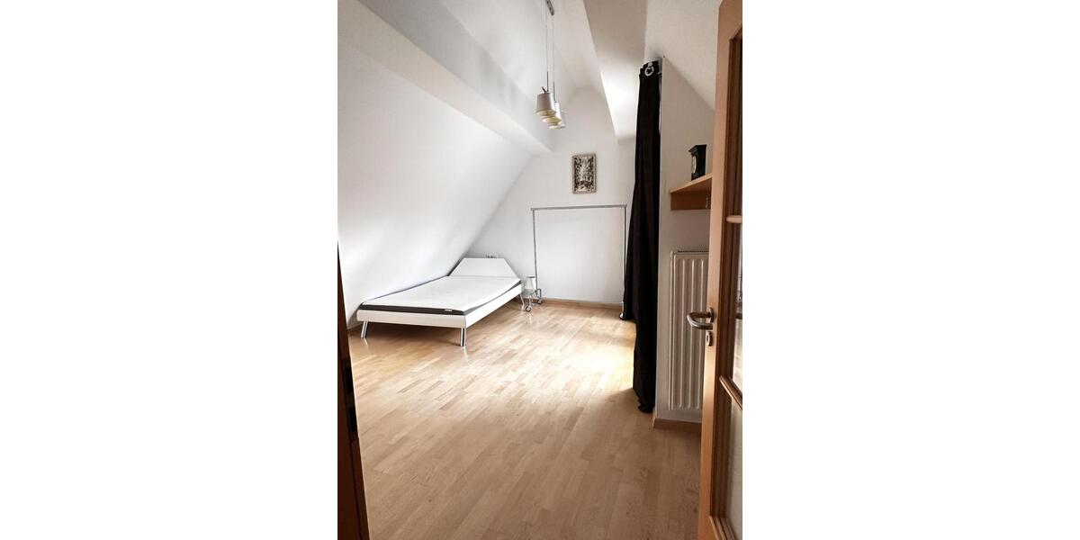 Maisonettenwohnung Villingen-Schwenningen Schwenningen - 4 Zimmer, 120 m&sup2;, 1.180&euro; | Angebot:26462756