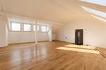 Dachgeschoßwohnung Schnaittach - 3 Zimmer, 102 m&sup2;, 1.200&euro; | Angebot:26290194