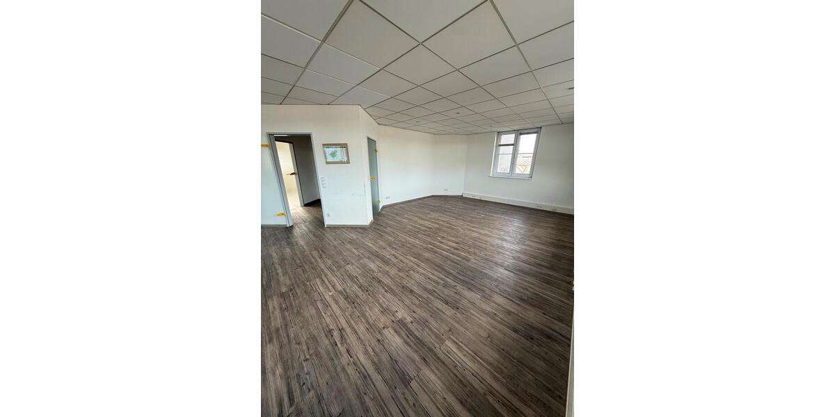 Gewerbeobjekt Göttingen Elliehausen / Esebeck - 1.450&euro; | Angebot:25659633