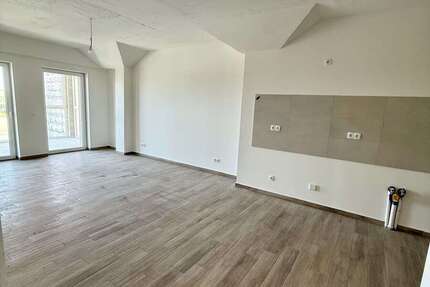 Wohnung zum Mieten in Magdeburg 1.110 € 83 m² 3 zimmer