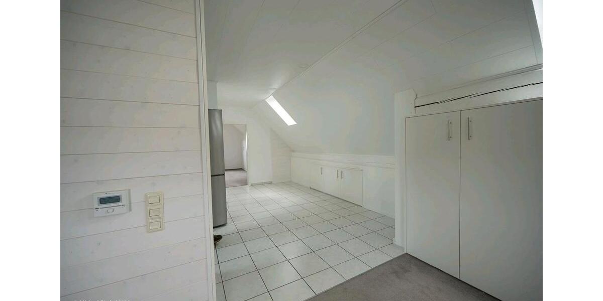 Dachgeschoßwohnung Ramstein-Miesenbach Miesenbach - 2 Zimmer, 69 m&sup2;, 677&euro; | Angebot:26037772