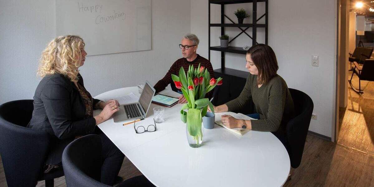 Moderner Private Desk in Holzkirchen - WLAN, Kaffee & 247 Zugang zimmer