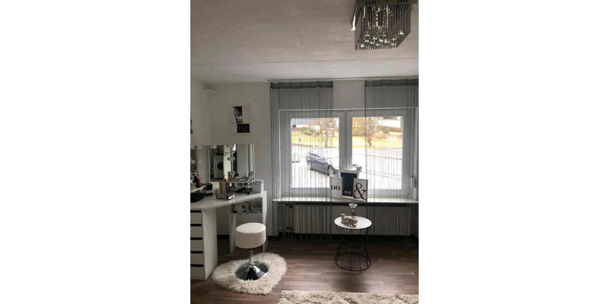 Erdgeschoßwohnung Angelburg - 1 Zimmer, 93 m&sup2;, 850&euro; | Angebot:26543935