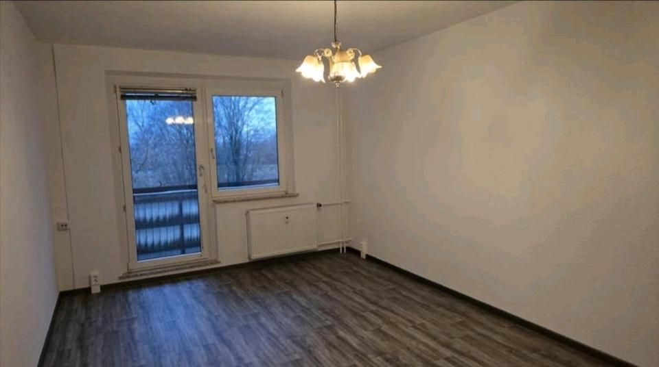 Etagenwohnung Seehausen (Altmark) - 3 Zimmer, 70 m&sup2;, 350&euro; | Angebot:26478477