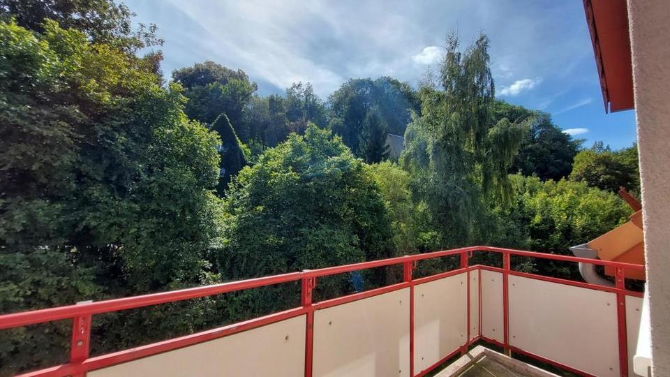 Wohnen im gemütlichen Dachgeschoß mit Balkon