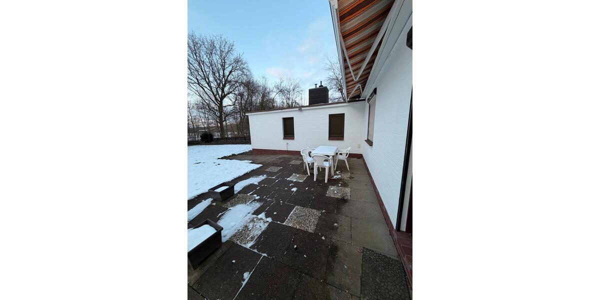 Einfamilienhaus Brunsbüttel - 7.5 Zimmer, 185 m&sup2;, 1.600&euro; | Angebot:25073557