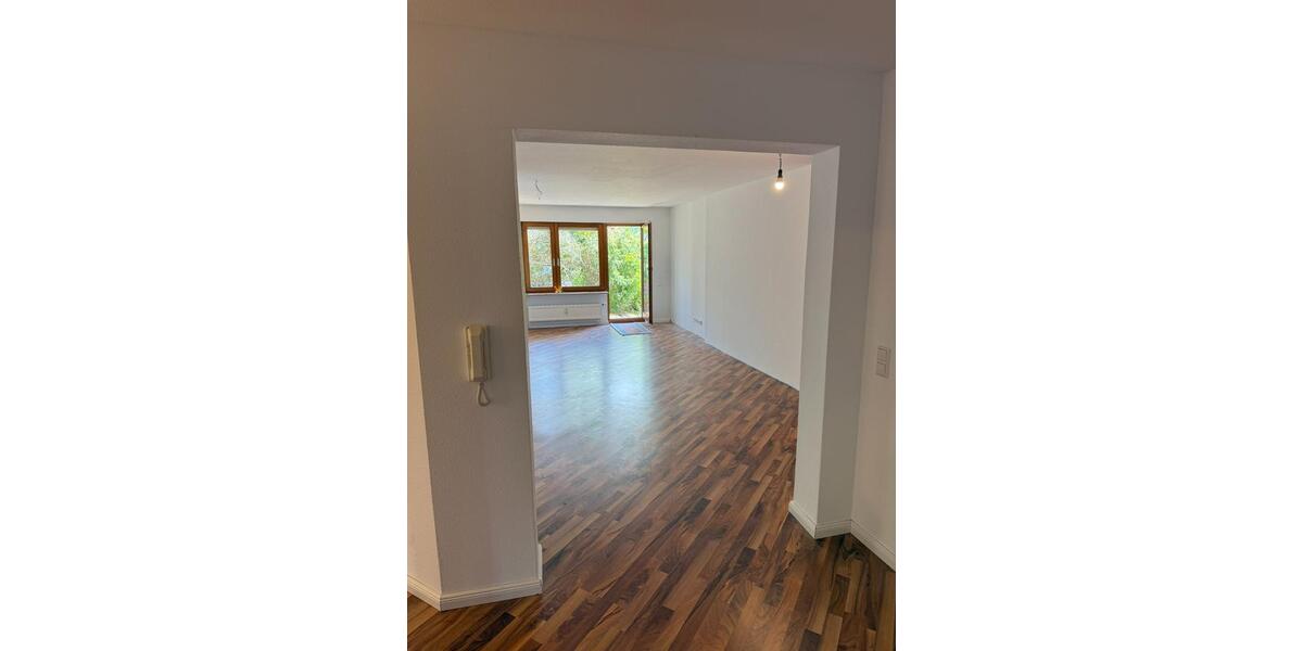 Erdgeschoßwohnung Süßen - 3.5 Zimmer, 89 m&sup2;, 1.200&euro; | Angebot:25291347