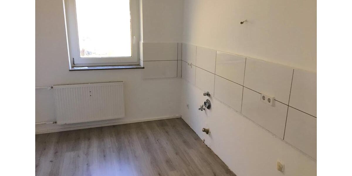 Etagenwohnung Felsberg - 3 Zimmer, 76 m&sup2;, 525&euro; | Angebot:25981873