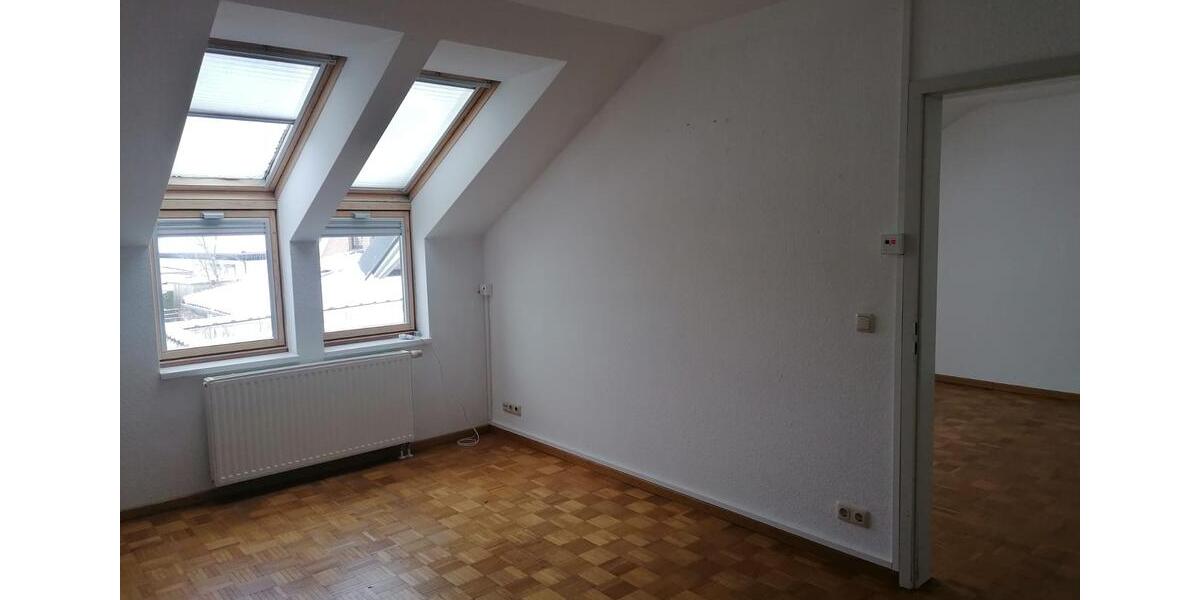 Dachgeschoßwohnung Warder - 2 Zimmer, 57 m&sup2;, 780&euro; | Angebot:24443704