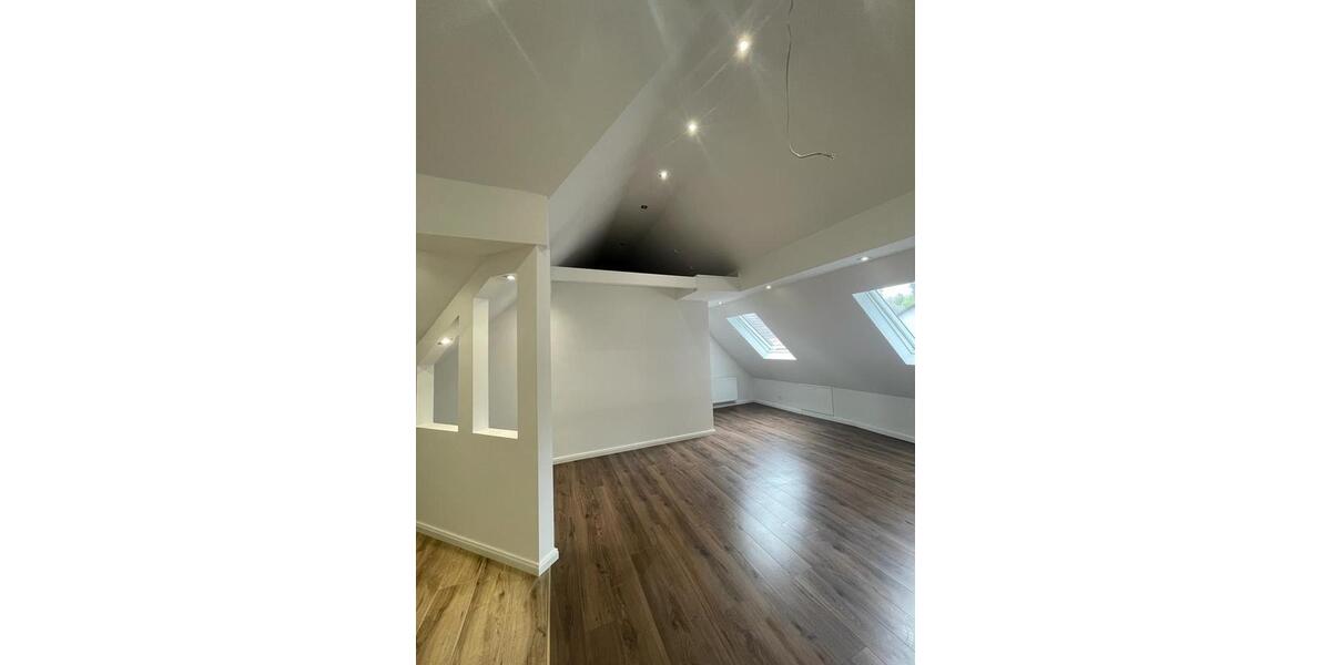 Maisonettenwohnung Illertissen - 2.5 Zimmer, 100 m&sup2;, 1.050&euro; | Angebot:26614980