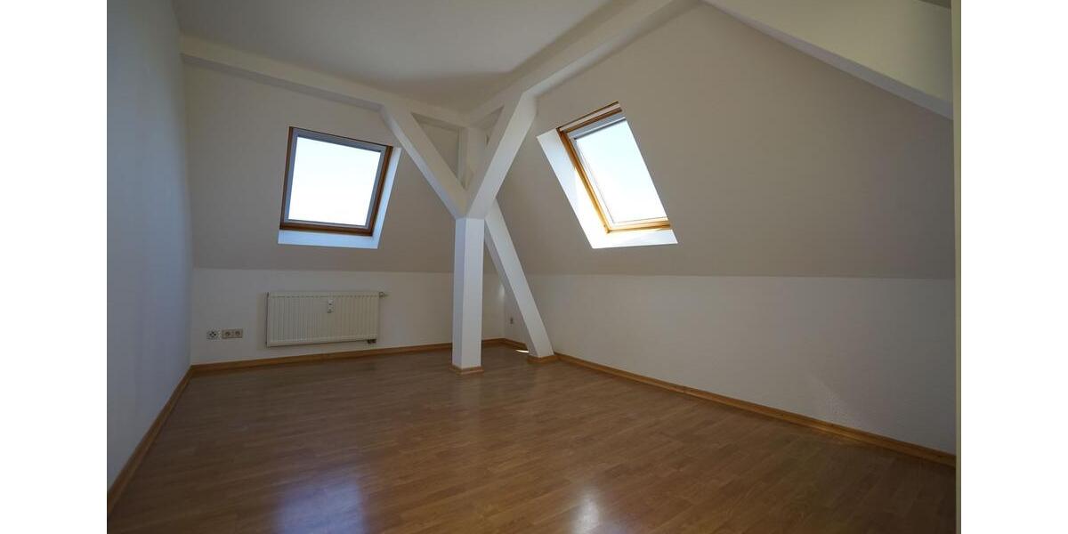 Dachgeschoßwohnung Dresden Cotta - 3 Zimmer, 80 m&sup2;, 1.099&euro; | Angebot:26382767