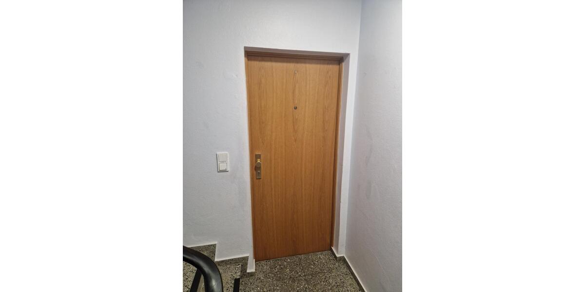 Etagenwohnung Halle - 4 Zimmer, 92 m&sup2;, 850&euro; | Angebot:25805532