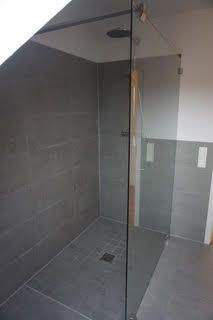 *NEU* MODERNE UND HELLE DACHGESCHOSSWOHNUNG MIT GROßEM WOHN-ESSBEREICH IM BELIEBTEN FINTHEN! 3 zimmer