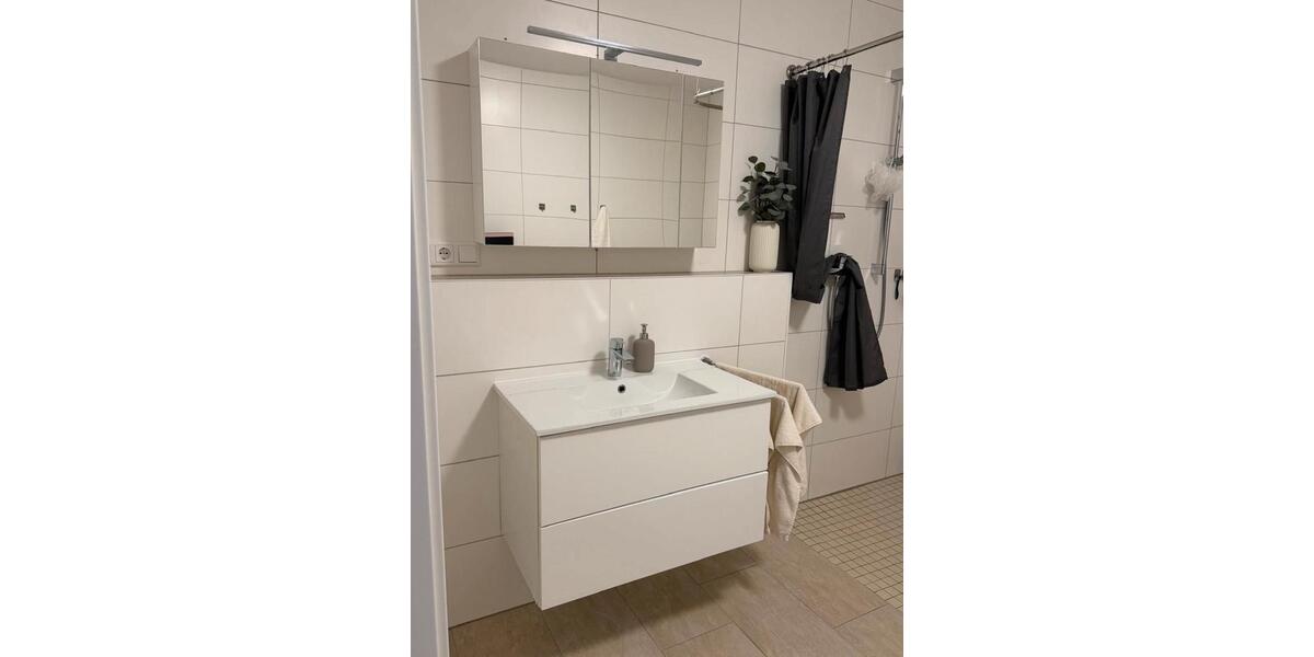 Etagenwohnung Paderborn Univiertel - 2 Zimmer, 75 m&sup2;, 835&euro; | Angebot:26647336