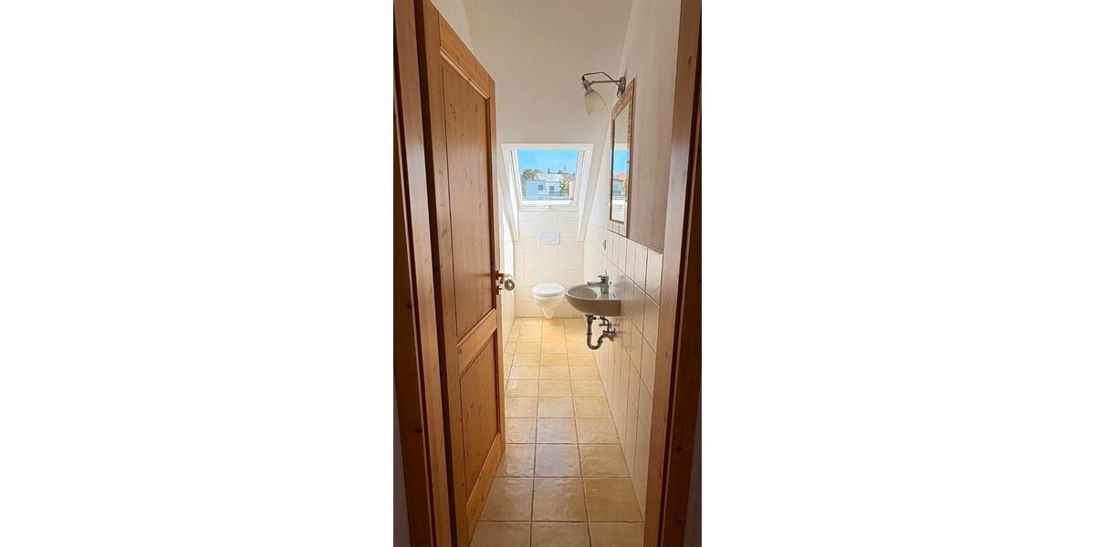 Dachgeschoßwohnung Nördlingen - 3 Zimmer, 90 m&sup2;, 980&euro; | Angebot:26018712