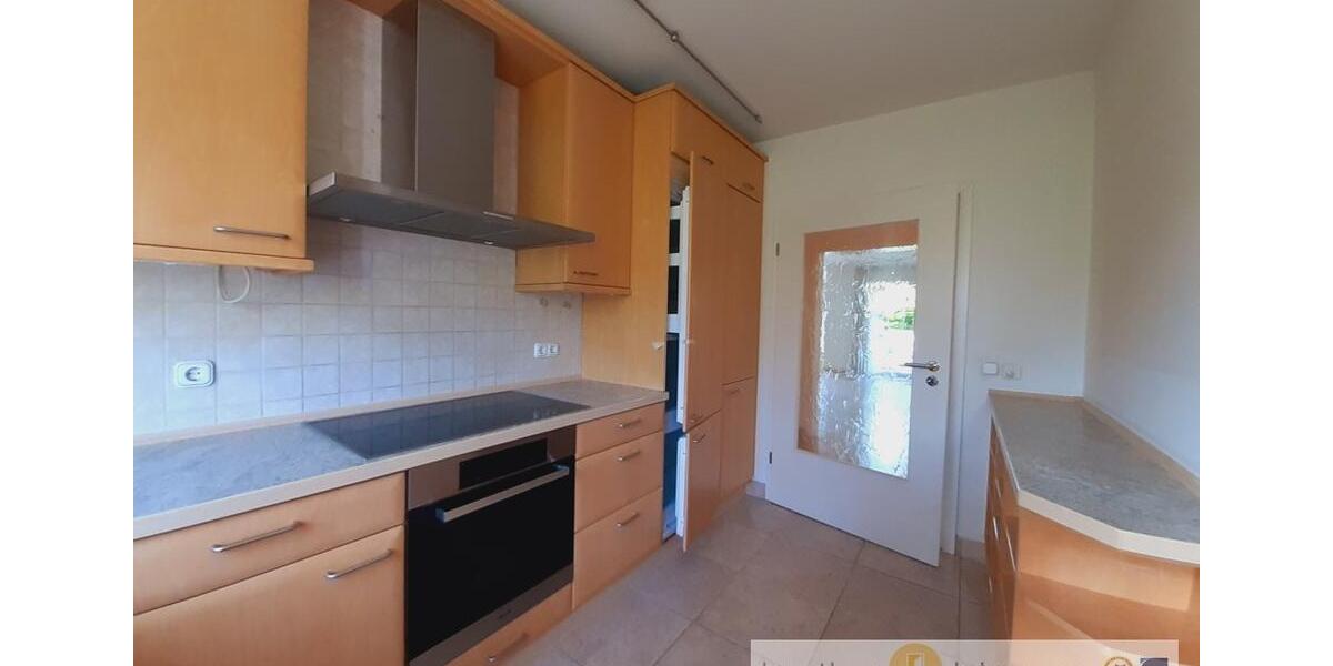 Etagenwohnung Wiesbaden Südost - 4 Zimmer, 152 m&sup2;, 1.900&euro; | Angebot:26634360