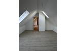 Dachgeschoßwohnung Salzhausen - 2.5 Zimmer, 90 m&sup2;, 1.000&euro; | Angebot:26631024