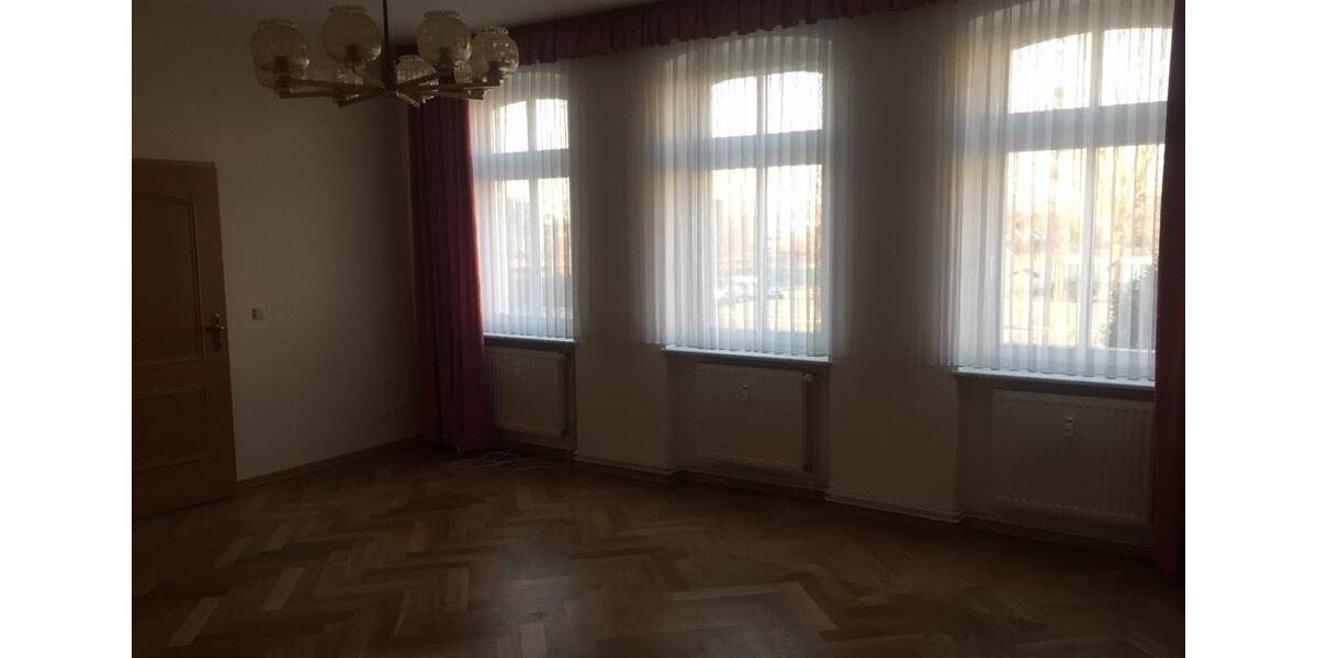 Etagenwohnung Bitterfeld-Wolfen Bitterfeld - 5 Zimmer, 125 m&sup2;, 937&euro; | Angebot:24363184