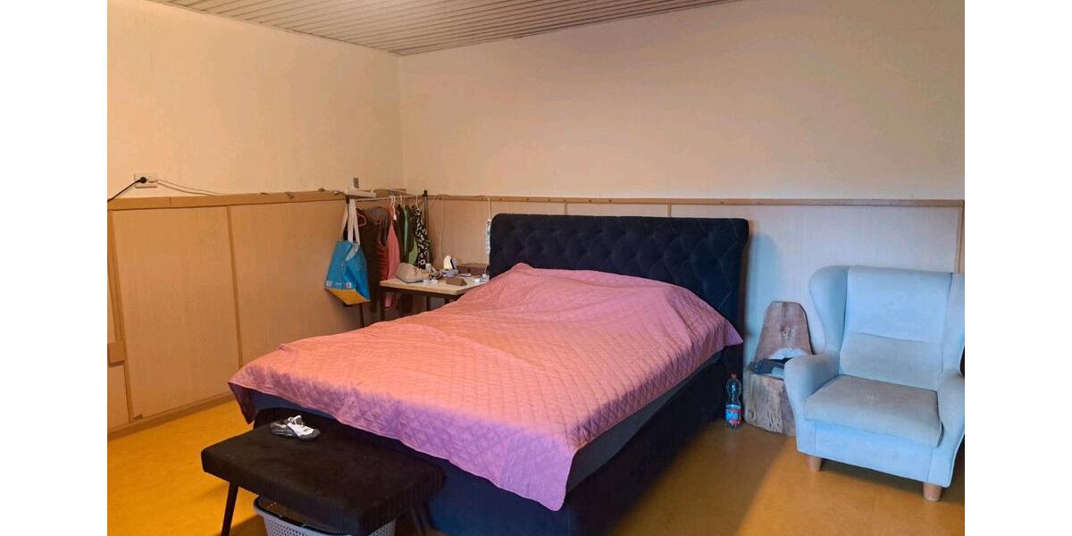 Günstige Wohnungen in Mehrfamilienhaus in stadt Sonneberg 5 zimmer