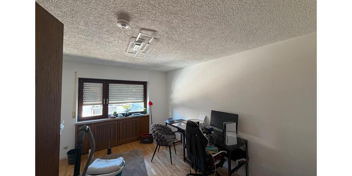 Etagenwohnung Titisee-Neustadt Neustadt - 3 Zimmer, 99 m&sup2;, 1.185&euro; | Angebot:26313636