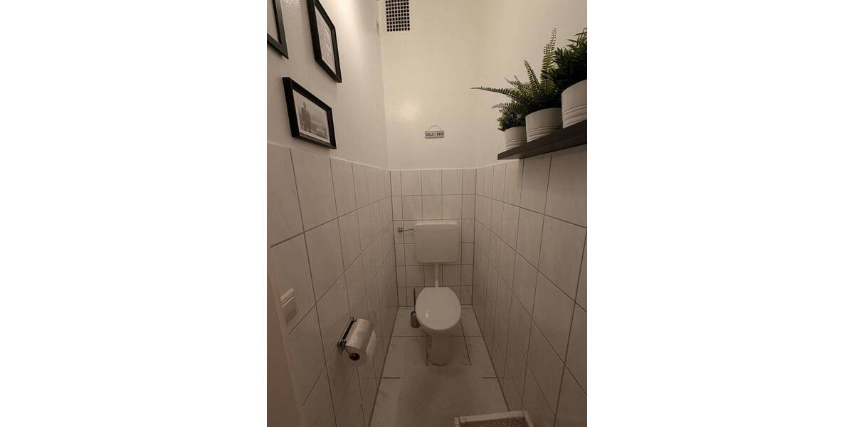 Etagenwohnung Stuttgart West - 3 Zimmer, 83 m&sup2;, 1.250&euro; | Angebot:26143176