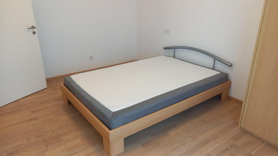 Etagenwohnung Mengkofen - 2 Zimmer, 43 m&sup2;, 550&euro; | Angebot:25296130