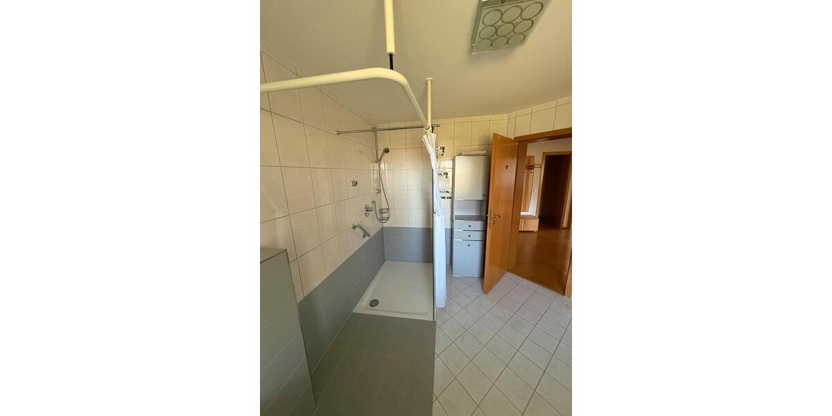 Erdgeschoßwohnung Ertingen - 3 Zimmer, 135 m&sup2;, 1.200&euro; | Angebot:26491772