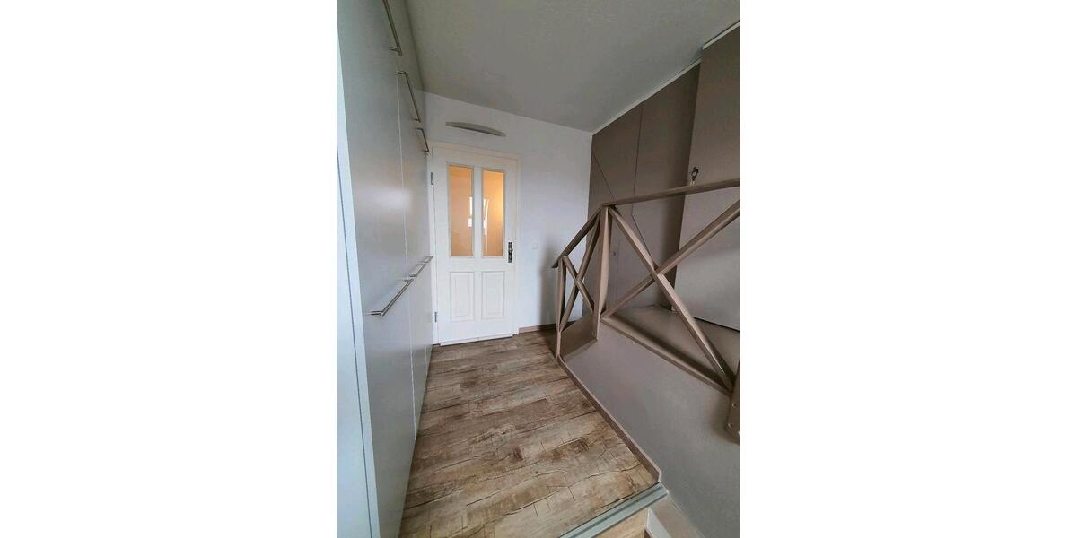 Dachgeschoßwohnung Bautzen - 4 Zimmer, 81 m&sup2;, 567&euro; | Angebot:26038397