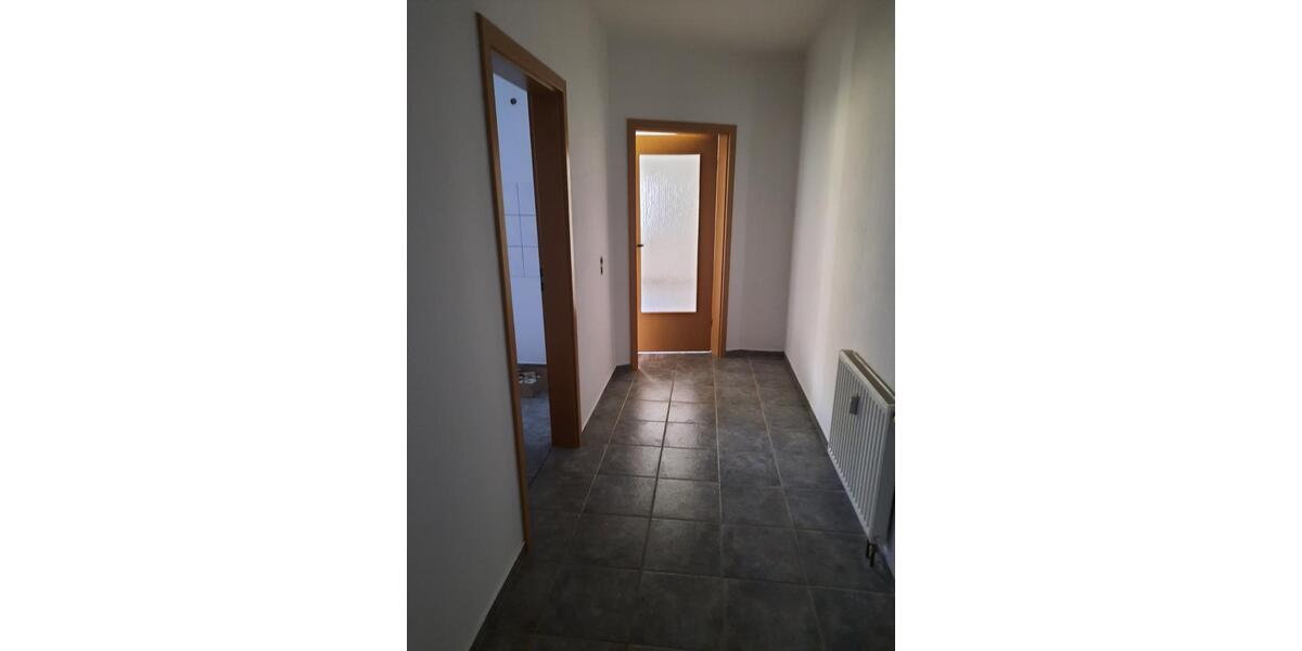 Etagenwohnung Genthin - 1 Zimmer, 43 m&sup2;, 215&euro; | Angebot:25783055