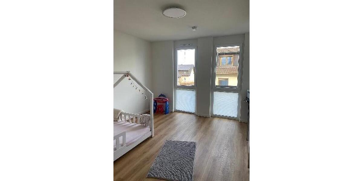 Etagenwohnung Schwanau - 4 Zimmer, 122 m&sup2;, 1.443&euro; | Angebot:24476677