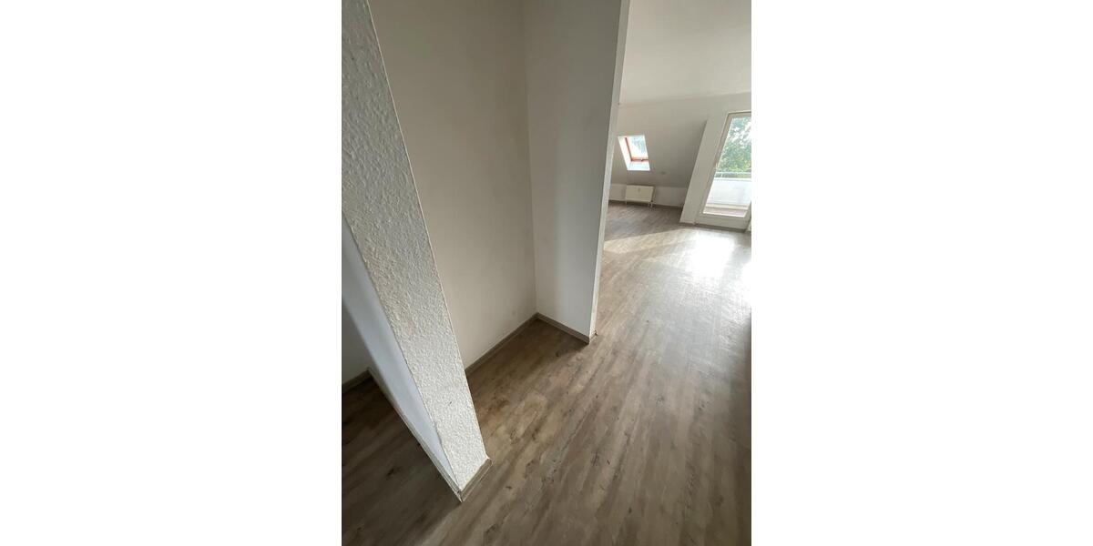 Etagenwohnung Ronnenberg - 3 Zimmer, 78 m&sup2;, 709&euro; | Angebot:26545468