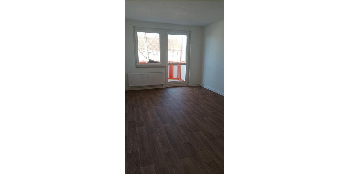 Etagenwohnung Lunzenau - 3 Zimmer, 59 m&sup2;, 448&euro; | Angebot:25974142