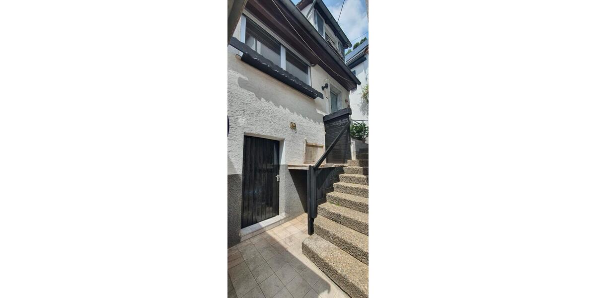 Kleines Einfamilienhaus als 3 ZKB mit Abstellraum und Keller 3 zimmer