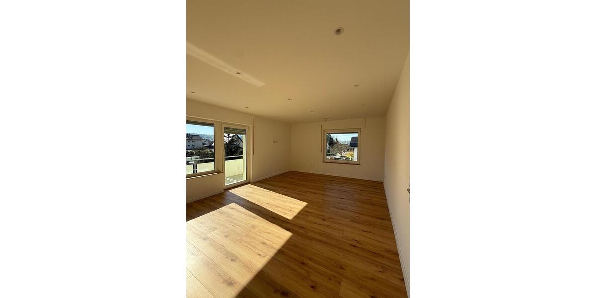 Etagenwohnung Wutöschingen - 4 Zimmer, 100 m&sup2;, 1.190&euro; | Angebot:25636807